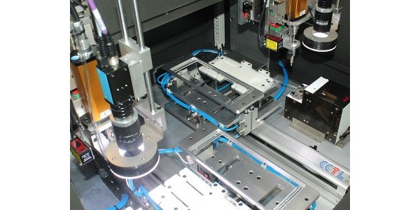 全自動(dòng)鎖螺絲機(jī)在企業(yè)應(yīng)用有哪些優(yōu)勢？-堅(jiān)豐股份