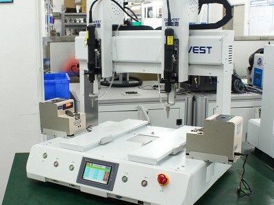哪家自動擰螺絲機可以自動識別漏鎖、漏送問題？-堅豐股份