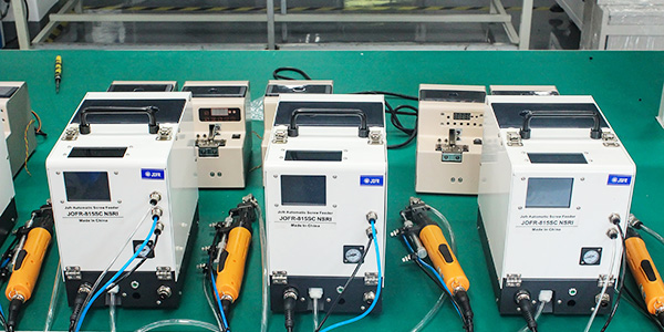 使用自動鎖螺絲機要注意哪些方面？堅豐電子告知您